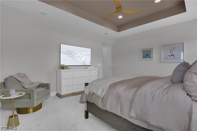 20322 Fair Oak LN, Estero, FL 33928