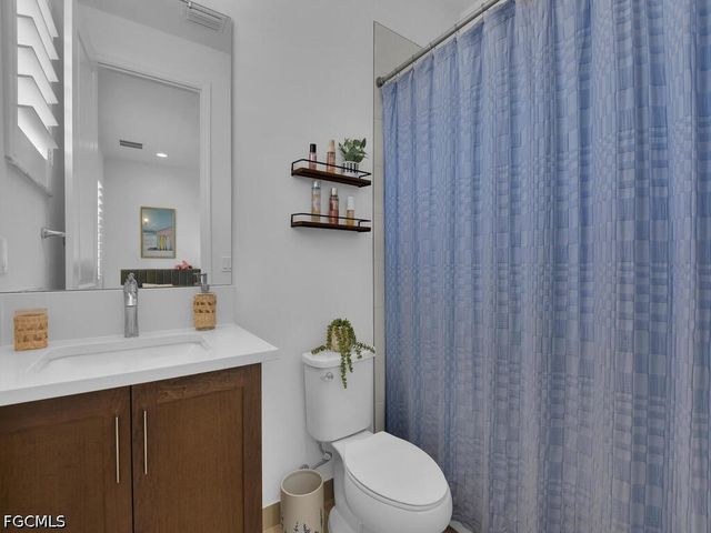 20322 Fair Oak LN, Estero, FL 33928