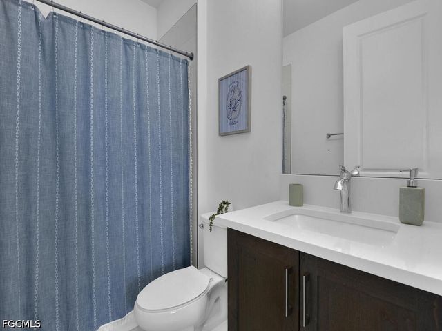 20322 Fair Oak LN, Estero, FL 33928