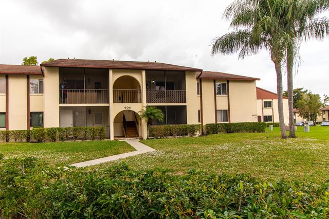4987 SABLE PINE Circle D2, West Palm Beach, FL 33417