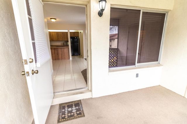 4987 SABLE PINE Circle D2, West Palm Beach, FL 33417