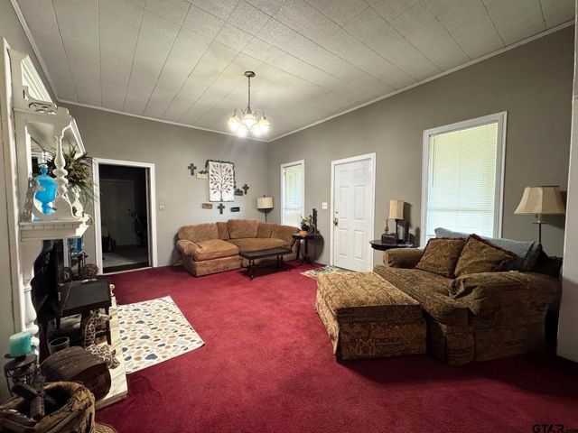 123 E 12th St., Mt Pleasant, TX 75455