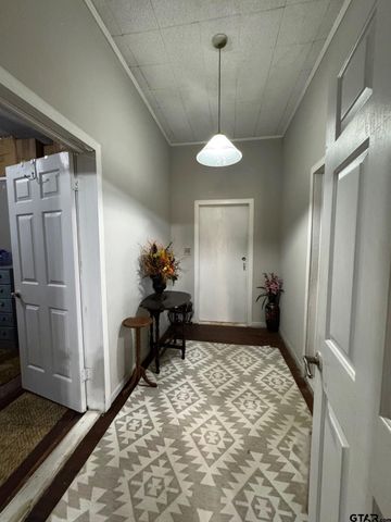 123 E 12th St., Mt Pleasant, TX 75455