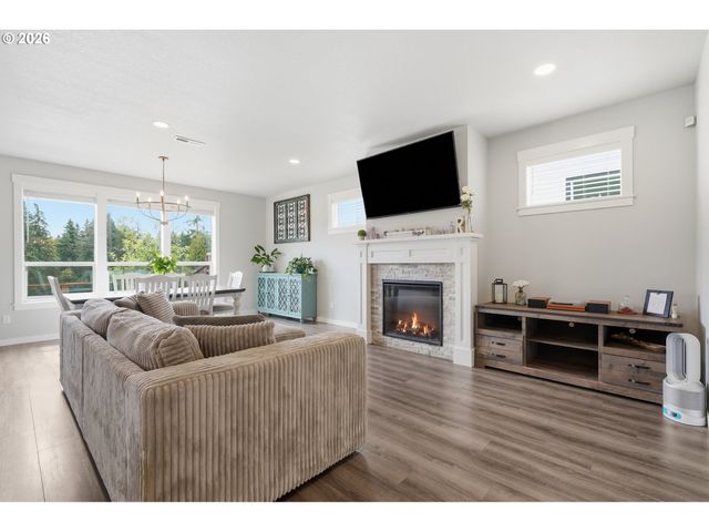 2523 S WHITE SALMON Dr, Ridgefield, WA 98642
