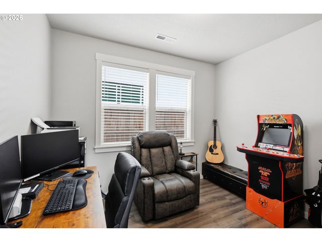 2523 S WHITE SALMON Dr, Ridgefield, WA 98642