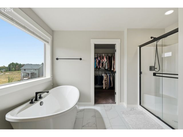 2523 S WHITE SALMON Dr, Ridgefield, WA 98642