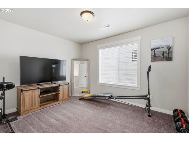 2523 S WHITE SALMON Dr, Ridgefield, WA 98642
