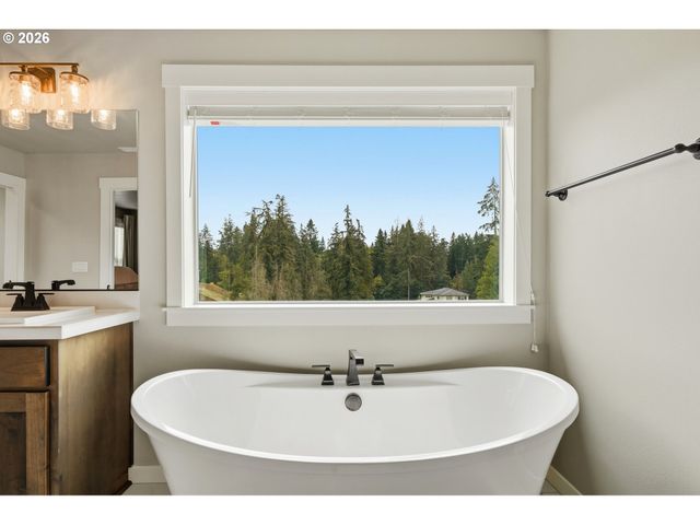 2523 S WHITE SALMON Dr, Ridgefield, WA 98642