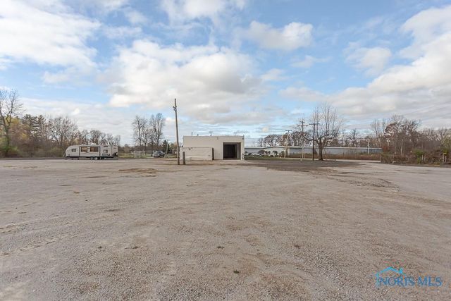 3406 Silica Road, Sylvania, OH 43560