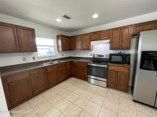 1000 Dames Street, Titusville, FL 32780