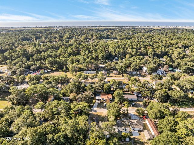 644 Harbor Drive SE, Bolivia, NC 28422