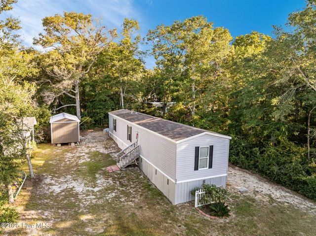 644 Harbor Drive SE, Bolivia, NC 28422