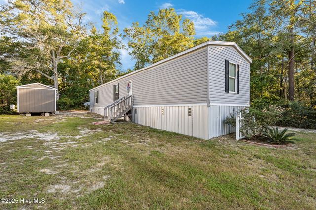 644 Harbor Drive SE, Bolivia, NC 28422