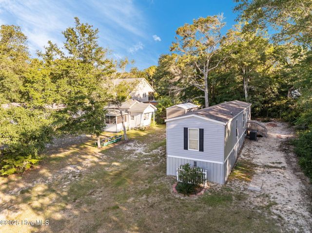 644 Harbor Drive SE, Bolivia, NC 28422