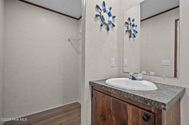 644 Harbor Drive SE, Bolivia, NC 28422