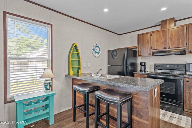 644 Harbor Drive SE, Bolivia, NC 28422