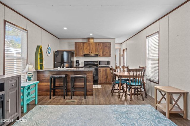 644 Harbor Drive SE, Bolivia, NC 28422