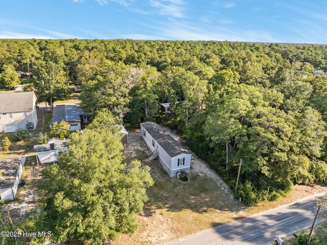 644 Harbor Drive SE, Bolivia, NC 28422