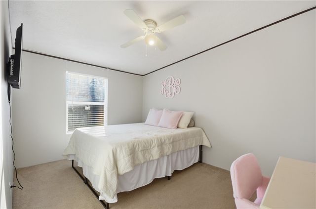 209 City Lake Drive, Pickens, SC 29671