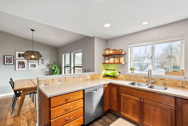 1916 NE Monroe Avenue, Bend, OR 97701