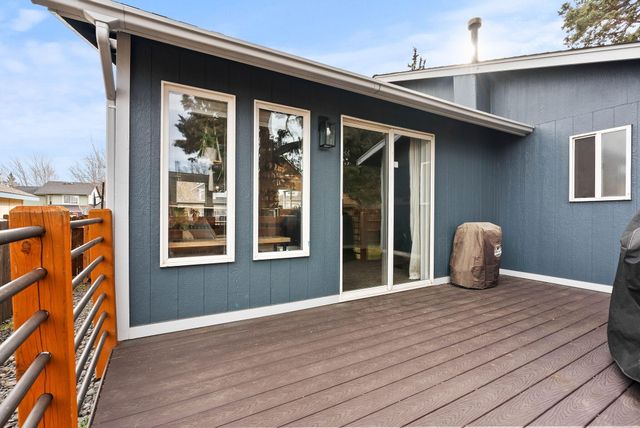 1916 NE Monroe Avenue, Bend, OR 97701