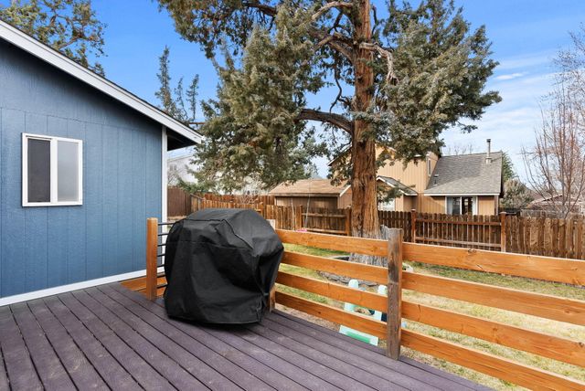 1916 NE Monroe Avenue, Bend, OR 97701