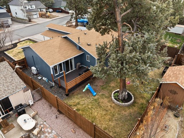 1916 NE Monroe Avenue, Bend, OR 97701