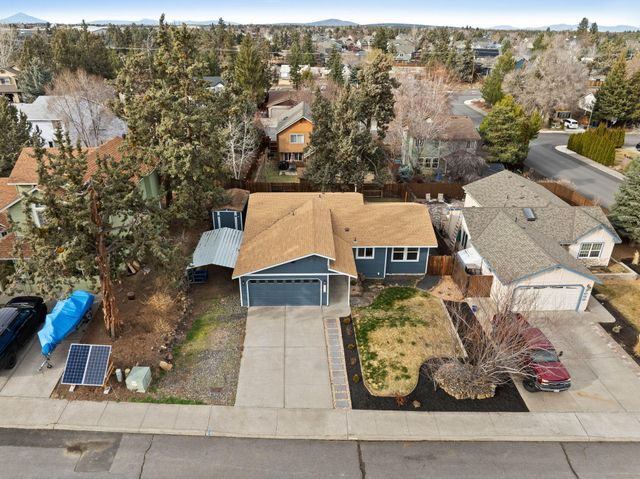 1916 NE Monroe Avenue, Bend, OR 97701