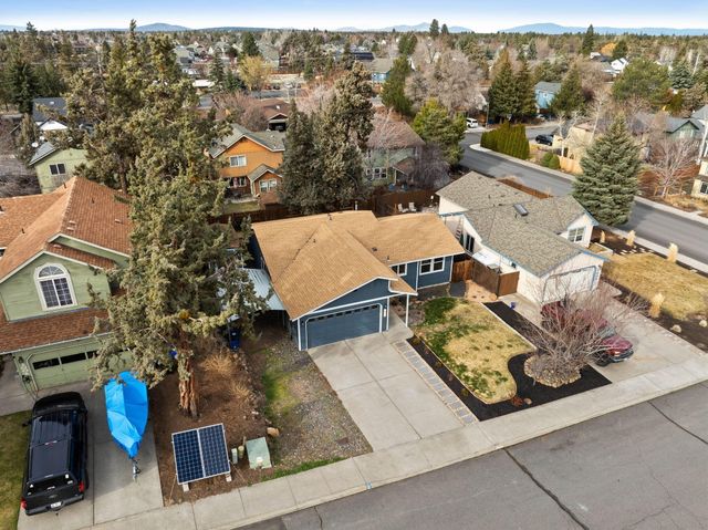 1916 NE Monroe Avenue, Bend, OR 97701