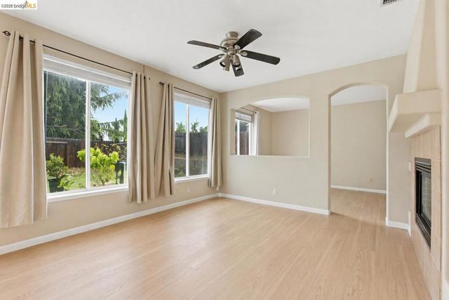 2415 Crystal Way, Antioch, CA 94531