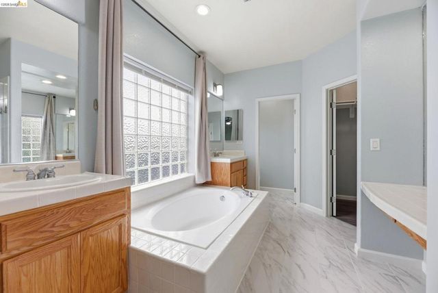2415 Crystal Way, Antioch, CA 94531