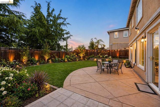 2415 Crystal Way, Antioch, CA 94531