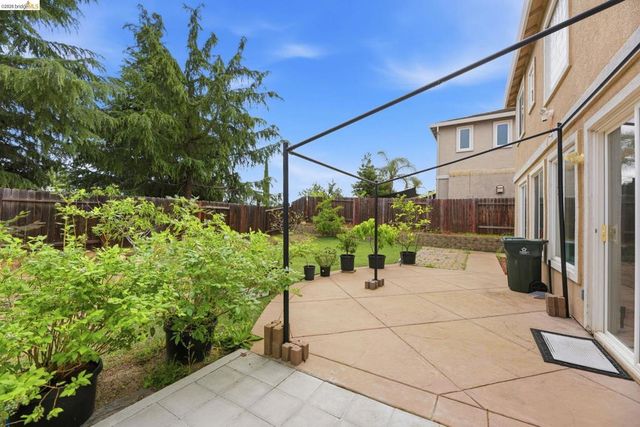 2415 Crystal Way, Antioch, CA 94531