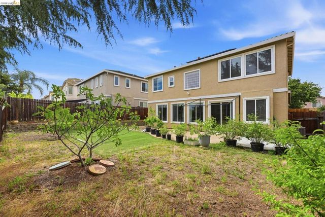 2415 Crystal Way, Antioch, CA 94531