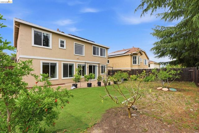 2415 Crystal Way, Antioch, CA 94531