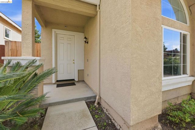 2415 Crystal Way, Antioch, CA 94531