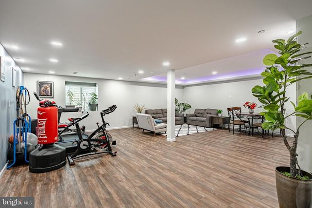 25 N TOMPKINS SQ, Downingtown, PA 19335