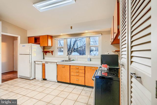 3204 TIMBERFIELD LN, Pikesville, MD 21208