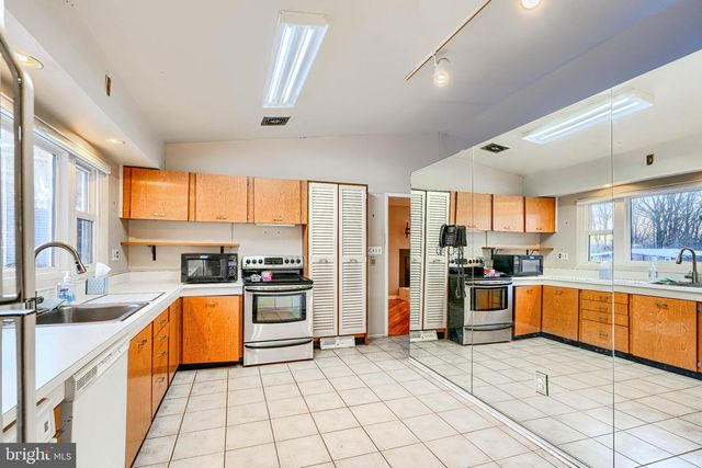 3204 TIMBERFIELD LN, Pikesville, MD 21208