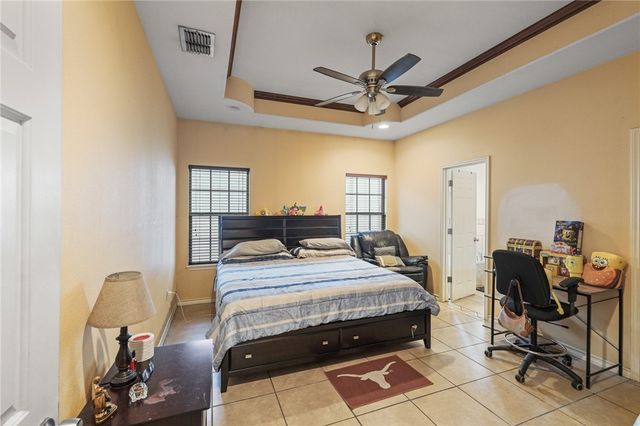 2913 Dante Dr, Corpus Christi, TX 78415