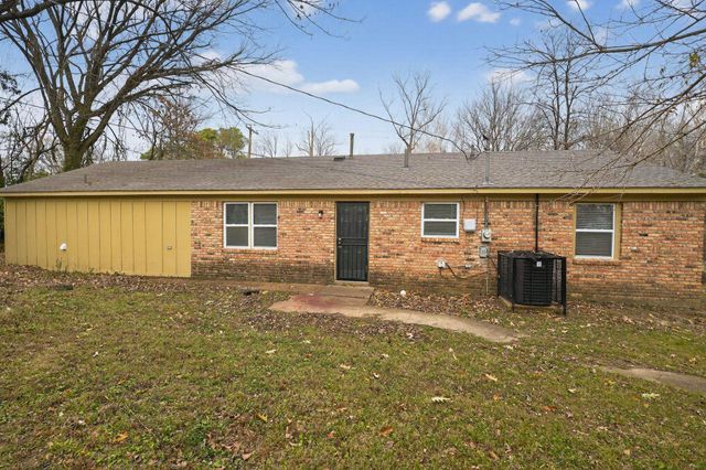 2601 ST ELMO AVE, Memphis, TN 38127