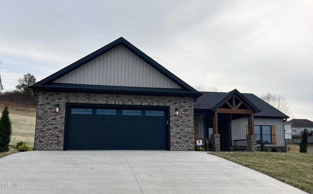 500 Middays Rest, Jonesborough, TN 37659