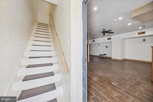 2045 W TORONTO ST, Philadelphia, PA 19132