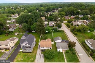 2625 SUMMIT AVE, Broomall, PA 19008