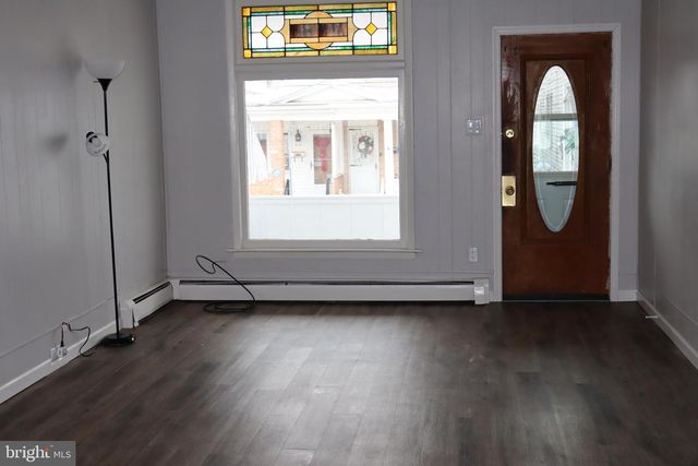 319 N COLUMBIA ST, Tamaqua, PA 18252