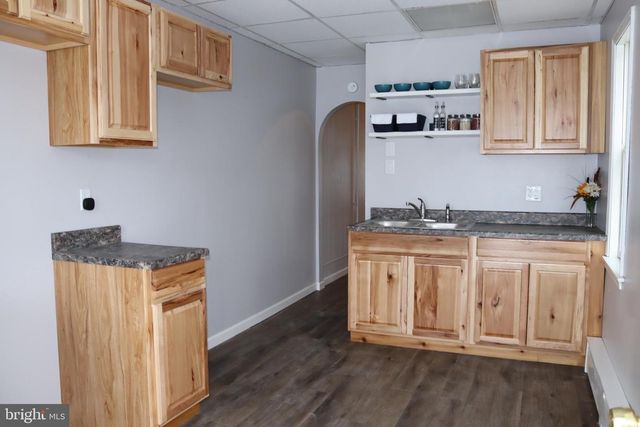 319 N COLUMBIA ST, Tamaqua, PA 18252