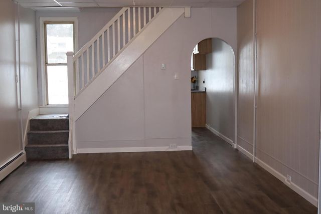319 N COLUMBIA ST, Tamaqua, PA 18252