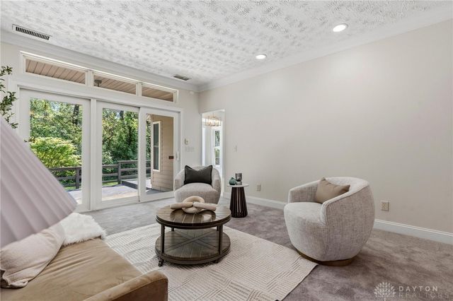 1962 E Spring Valley Pike, Washington Twp, OH 45458