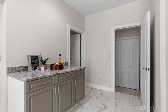 1962 E Spring Valley Pike, Washington Twp, OH 45458