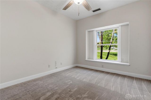 1962 E Spring Valley Pike, Washington Twp, OH 45458